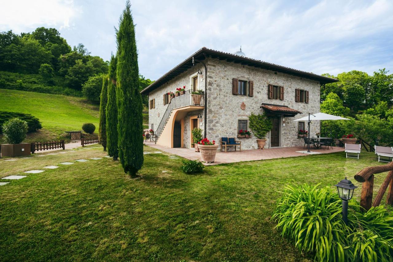 Casa Vacanza La Pozza Molazzana Exterior photo
